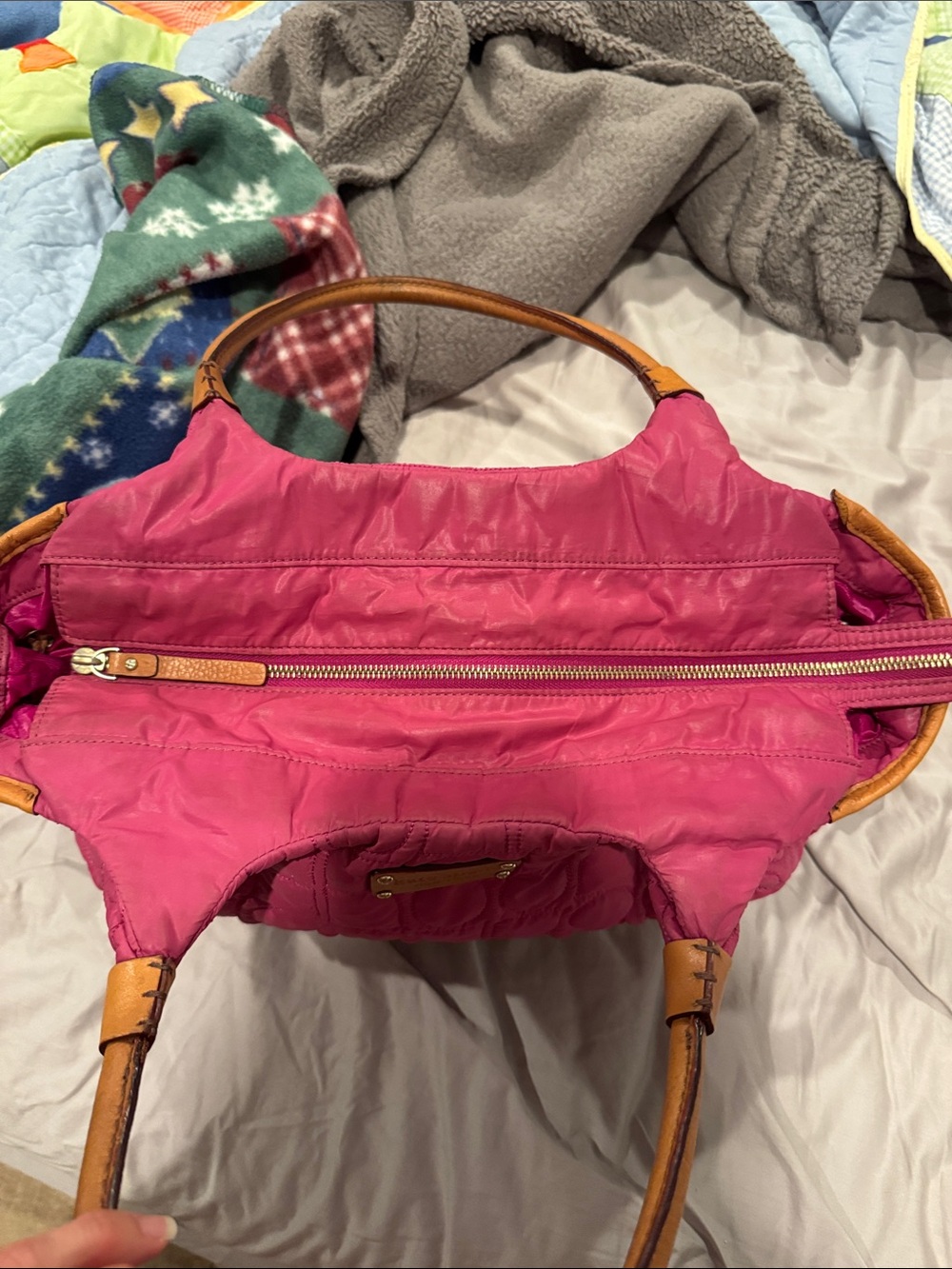 kate spade vintage Quilted Hot Pink and Tan Shoulder bag tote - Picture 6 of 10